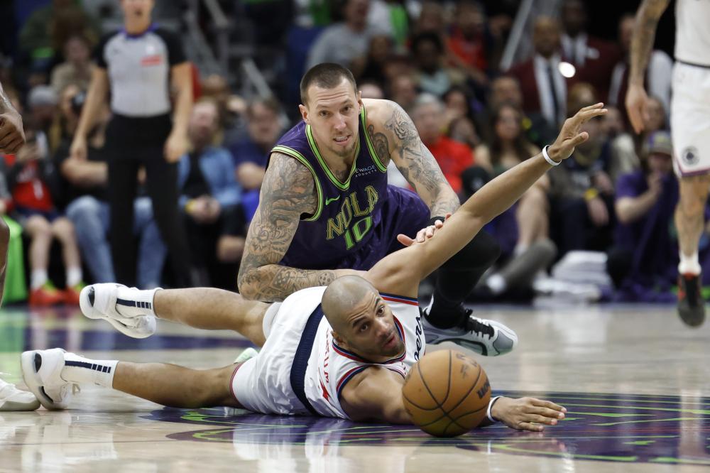 在中场得到 在中场得到