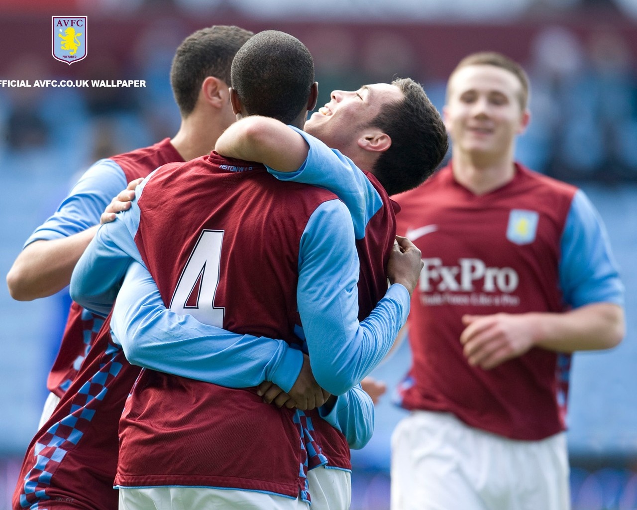 展现了极高 展现了极高